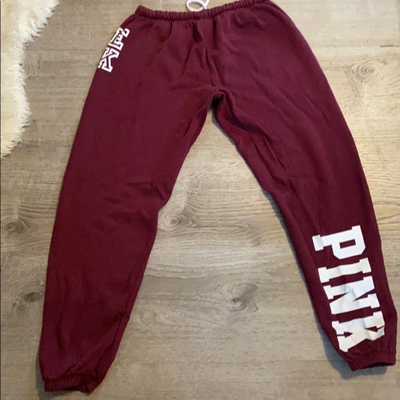 Sweatpants & shirt - Picture 2 of 3